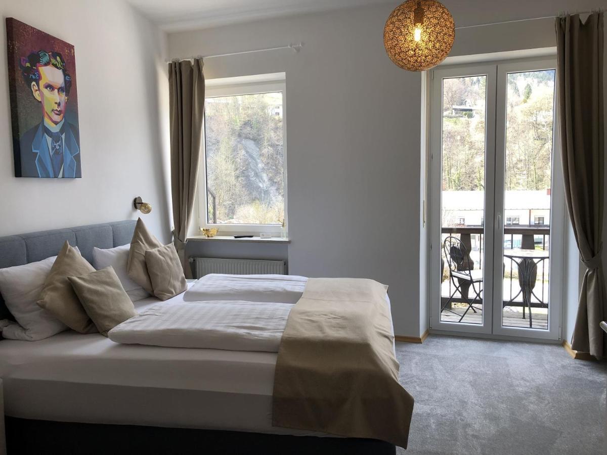 Pension Und Ferienwohnung Frech มาร์คแชลเลนแบร์ก ภายนอก รูปภาพ