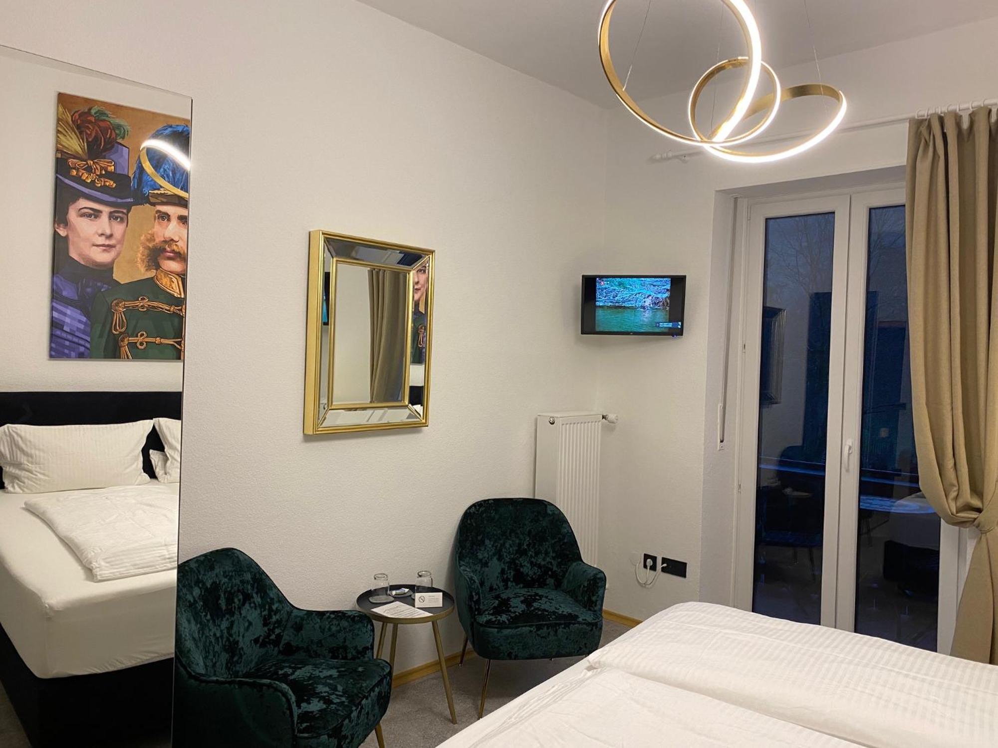 Pension Und Ferienwohnung Frech มาร์คแชลเลนแบร์ก ภายนอก รูปภาพ